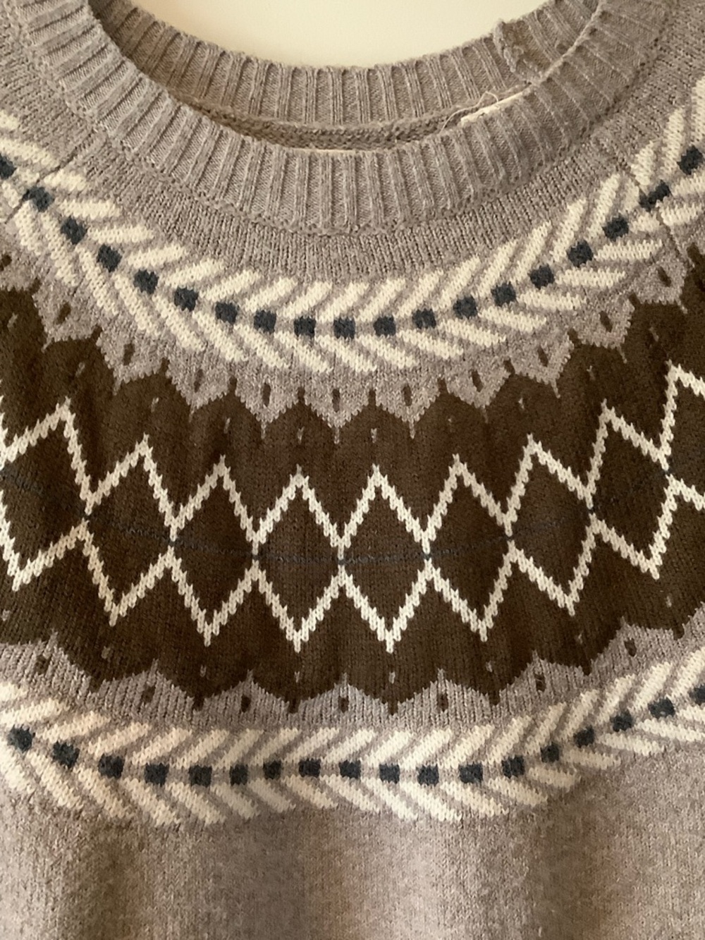 Weatherproof Men's Crewneck Fair Isle Sweater in Gray and Brown - Picture 3 of 7